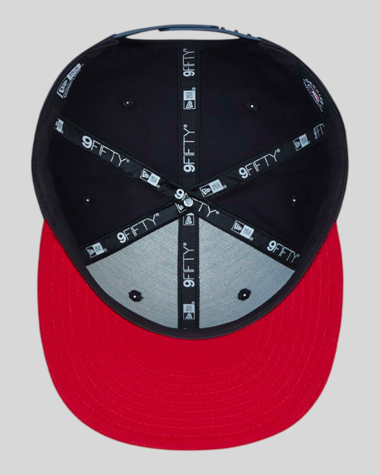 Cappello Con Visiera 9Fifty Essential Atlanta Braves Blu Navy 60245396 New Era