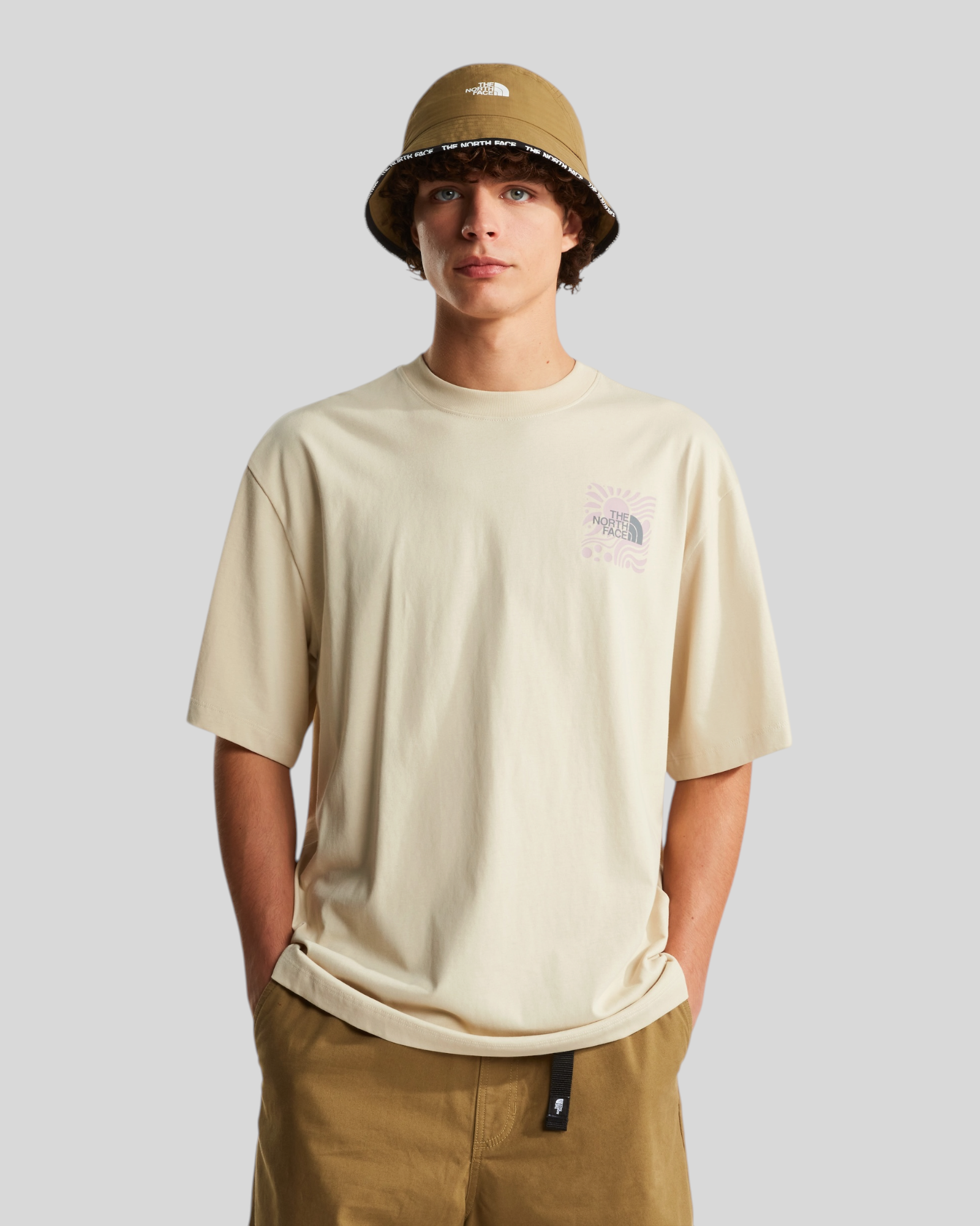 T-Shirt Sun Oversized Graphic Tee Desert Stone NF0A8GA0DOM The North Face