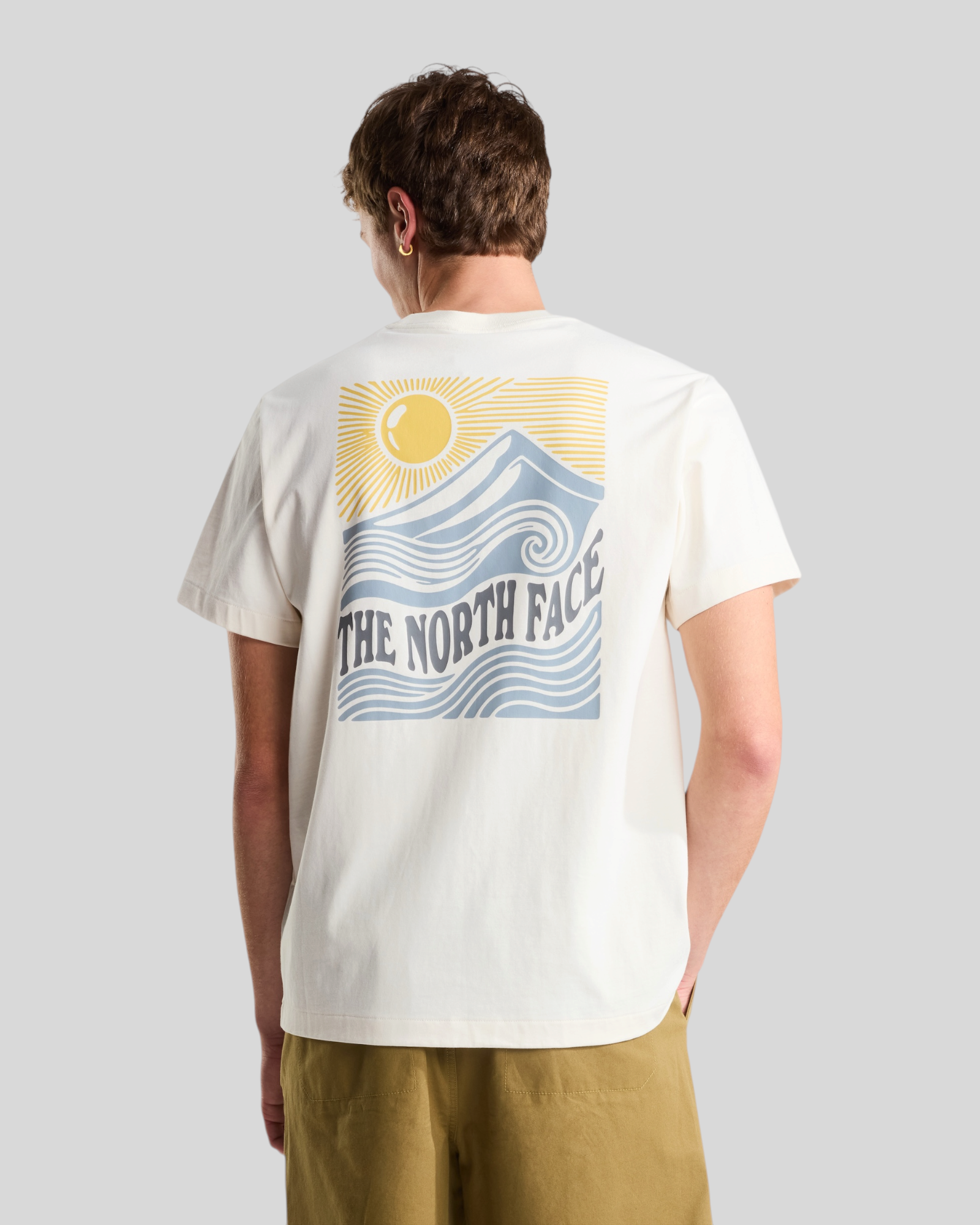 T-Shirt Mountain Escape Relaxed Graphic Tee White Dune NF0A8GB1QLI The North Face