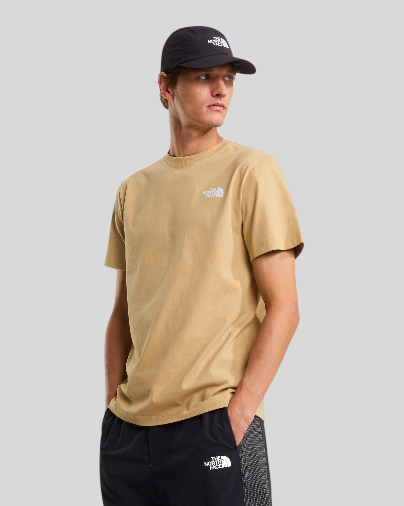 T-Shirt M North Faces Regular Tee Khaki Stone NF0A8GUWLK5 The North Face