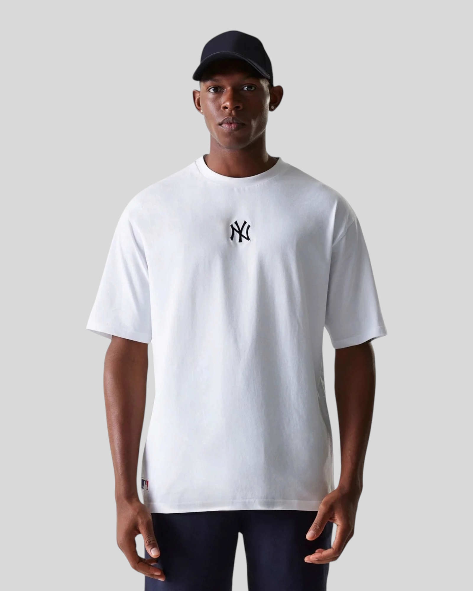 T-Shirt MLB New York Yankees Oversized Essentials Bianco 60675748 New Era