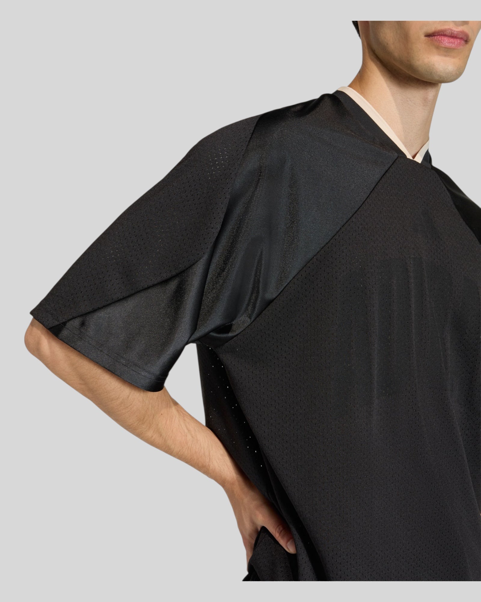 T-Shirt Stadium Graphic Mesh Nera JZ6358 Adidas