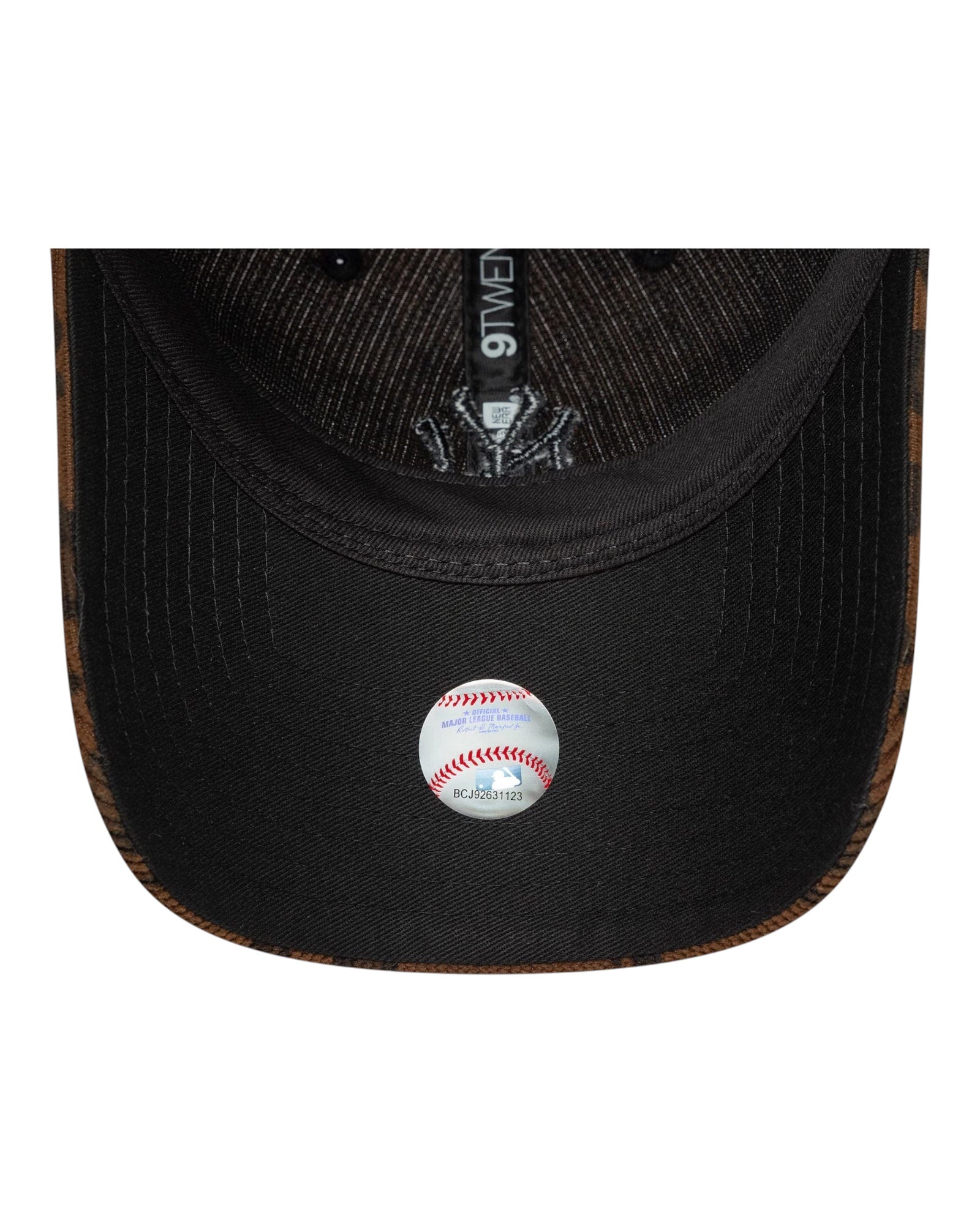Cappello Con Visiera 9 Twenty MLB Leopard Donna Marrone 60691324 New Era