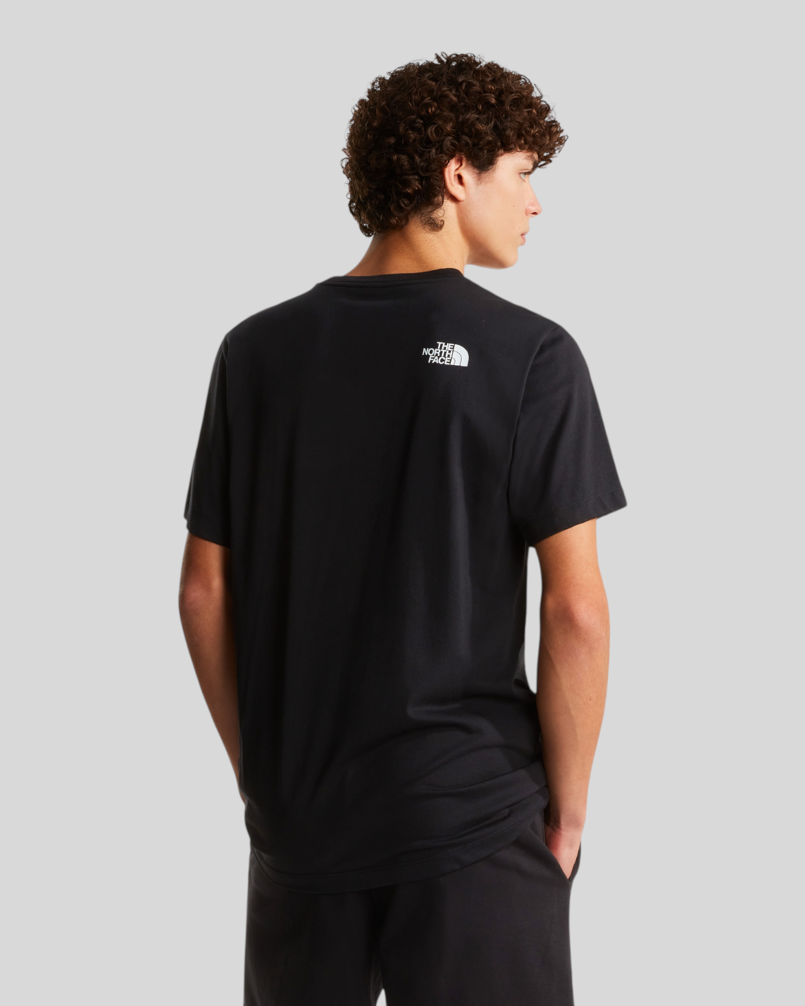 T-Shirt M Evolution Box Regular Tee Nera NF0A8G9CJK3 The North Face
