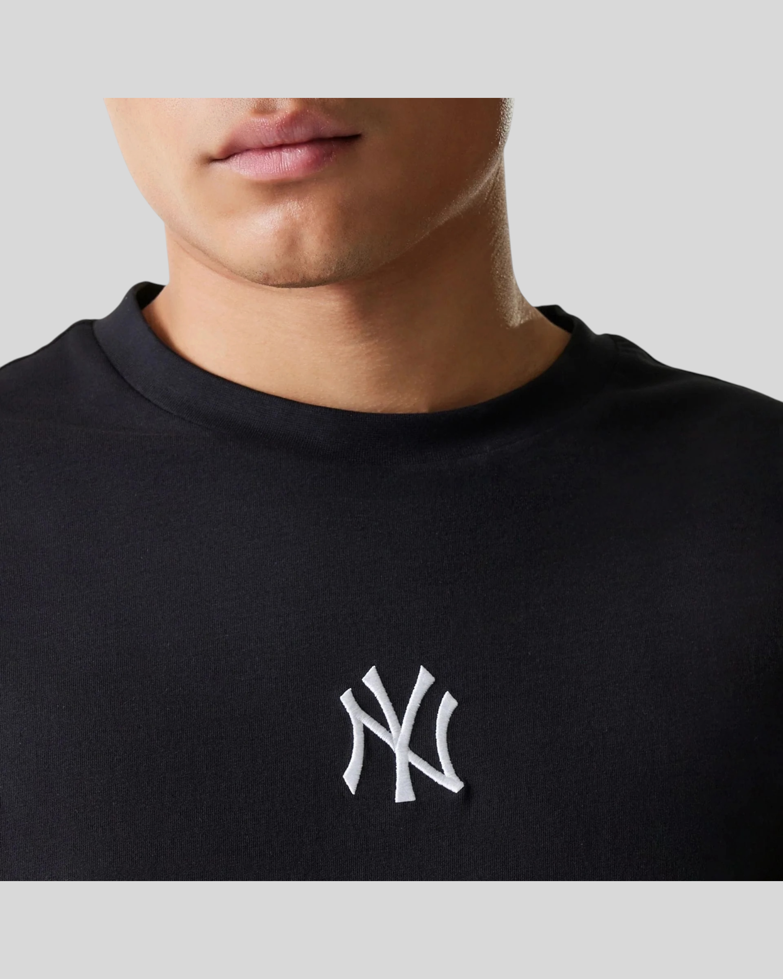 T-Shirt MLB New York Yankees Oversized Essentials Nero 60675746 New Era