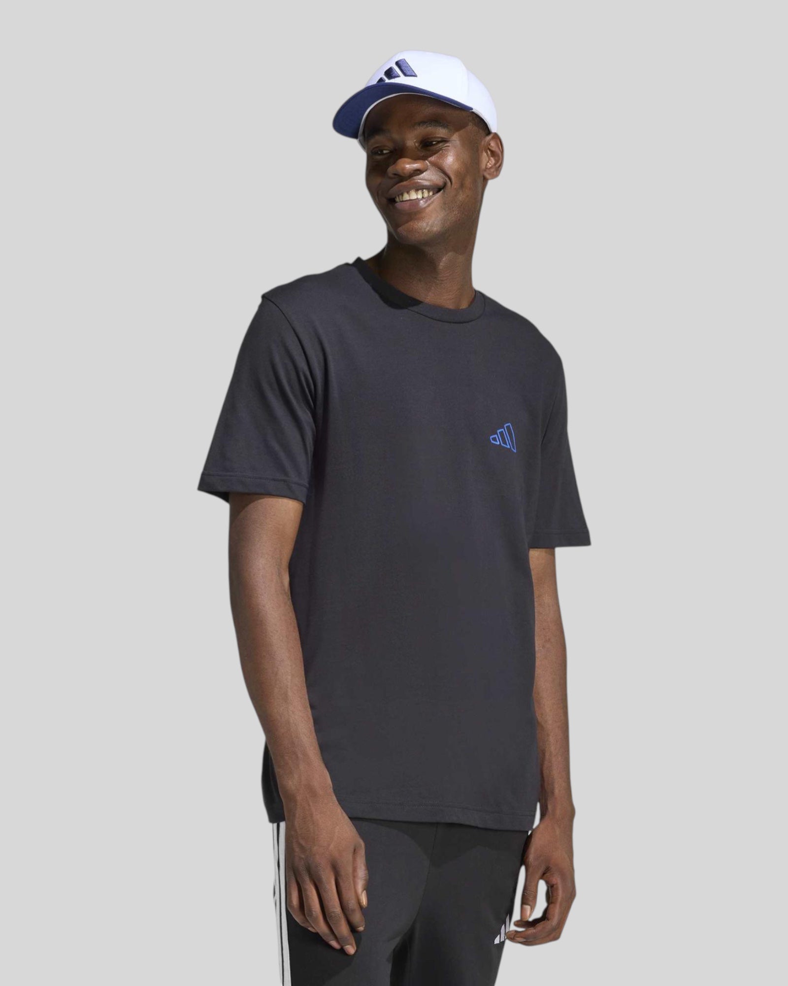 T-Shirt Triple Stripe Vibe Tee Nera  JZ50289 Adidas