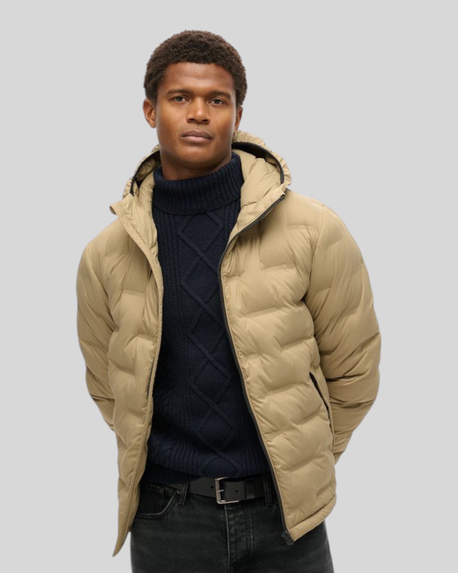 Giubbino Con Cappuccio Hooded Quilted Puffer Coat  Sand Brown M5012045A Superdry